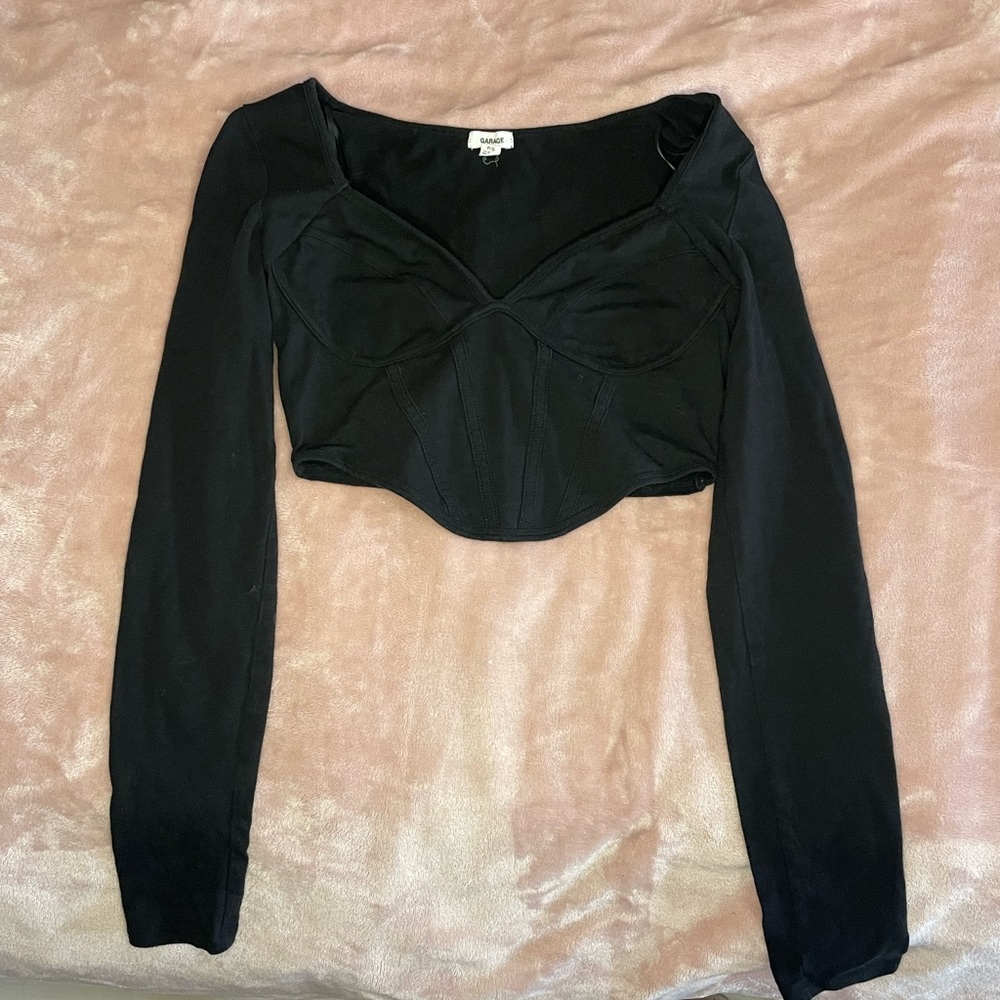 Cropped Long Sleeve Garage Top ♡ Size S